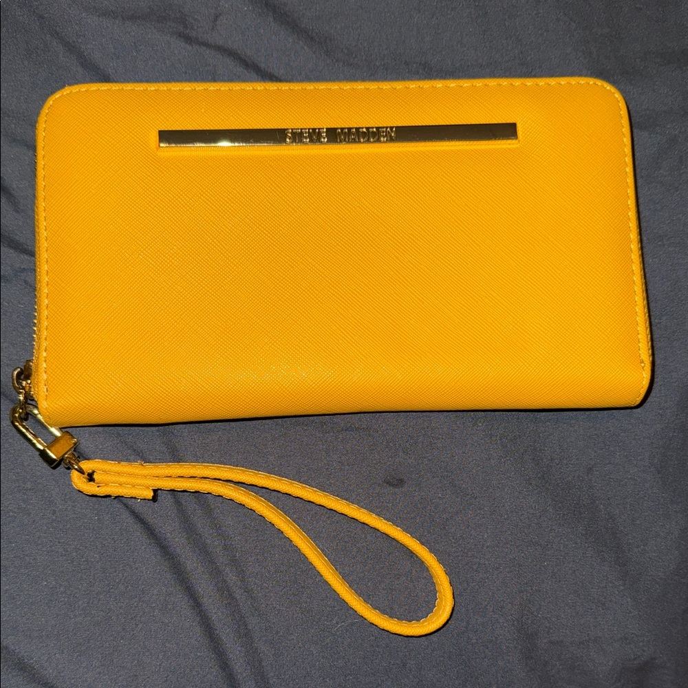 Steve Madden Mustard Yellow Wristlet